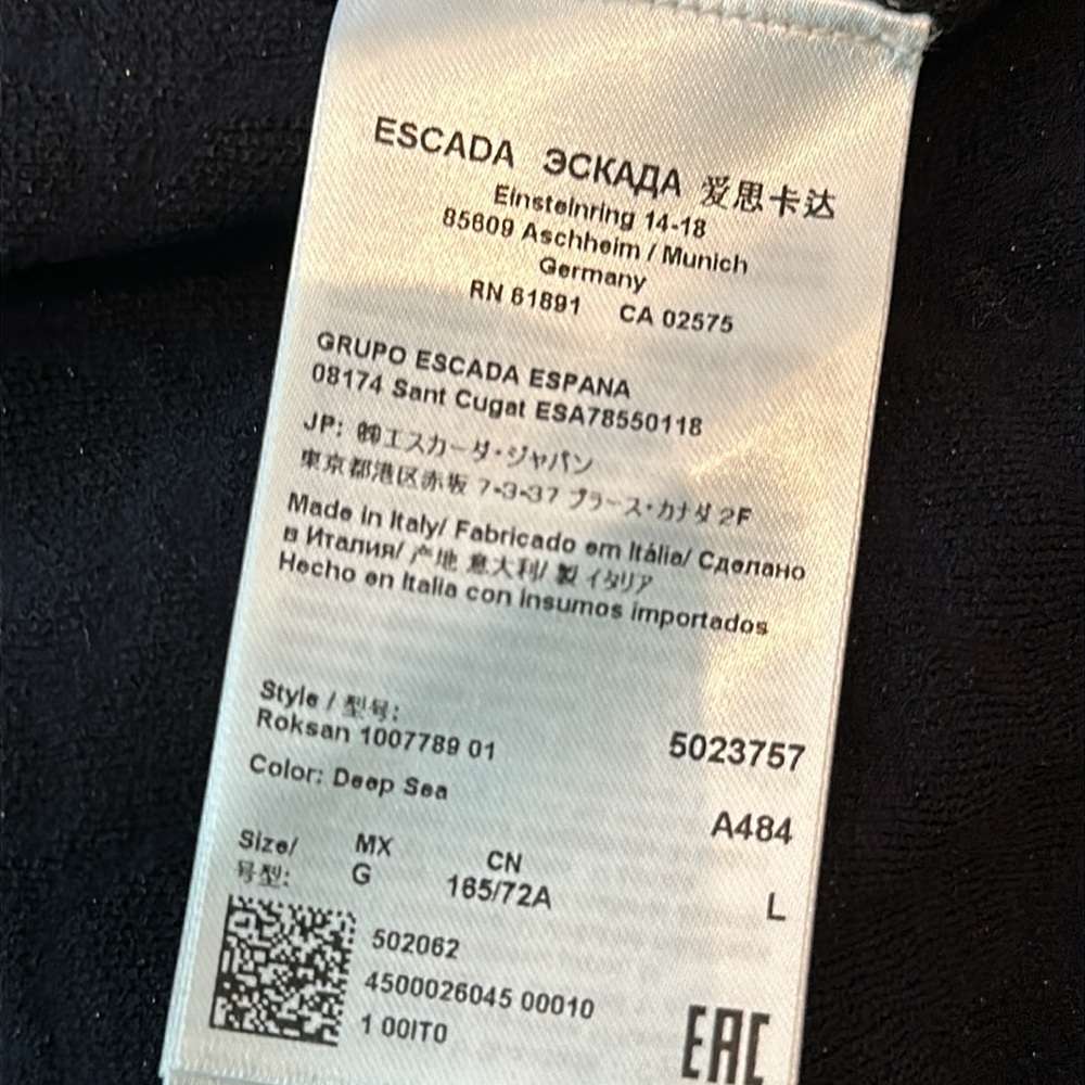 Escada Navy With Try Style Raised Pattern. L - image 5